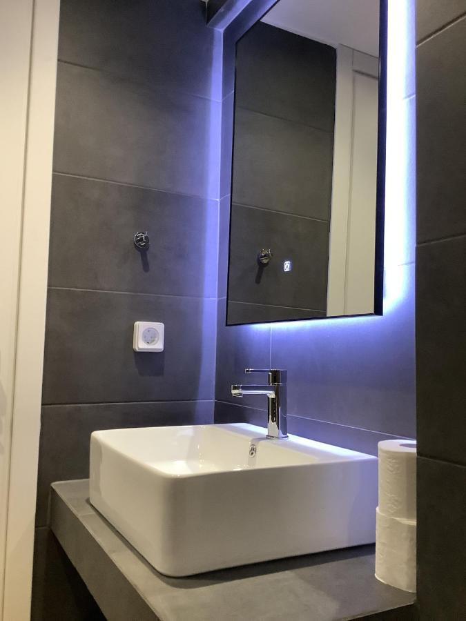 Sunny New Lovely Apartment 60 Meters From The Metro Athen Exterior foto